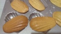 自制柠香玛德琳做法图解7)