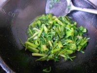 健康美食之清炒菠菜做法图解8)
