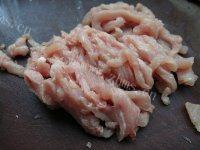 家常菜酸菜炒肉丝做法图解8)