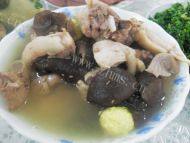 家常蘑菇炖小鸡