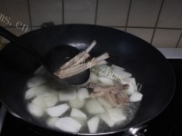 营养汤白萝卜黄芪羊排汤的做法图解八