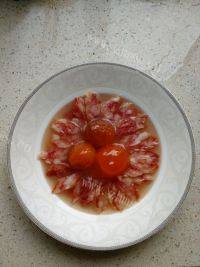 美味的甜肠蒸咸蛋做法图解4)