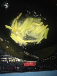 自制香脆薯条做法图解5)