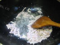 家常菜肉丝芹菜做法图解5)
