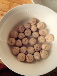 炸豆腐鲜肉小丸子做法图解8)