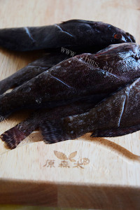 好吃的盐烤小杂鱼做法图解2)