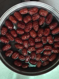 好喝的红枣桂圆枸杞茶做法图解3)