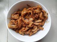 健康美食之蒜苗炒肉做法图解4)