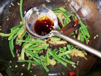 家常菜长豆角炒茄子