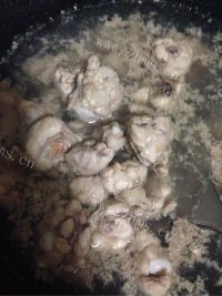 家常菜土豆烧鸡块做法图解1)