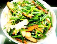 家常菜韭菜苔炒香干