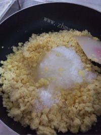 美味的绿豆糕做法图解3)