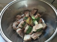 家常菜干豆角烧肉做法图解5)