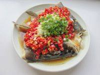家常菜剁椒蒸鱼头