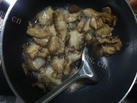 我的蒜苗回锅肉做法图解4)
