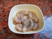 好吃的虾仁黄金炒饭做法图解5)