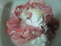 家常菜豆角炒瘦肉做法图解3)