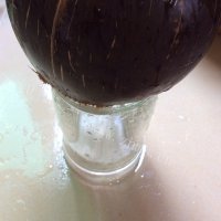 养生的老椰煲鸡汤做法图解2)