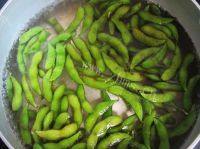 绿色食物之盐水毛豆做法图解3)