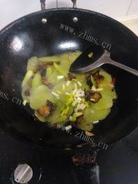 香脆的莴笋炒腊肉