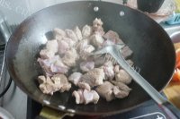 垂涎欲滴的番茄炖牛腩做法图解3)