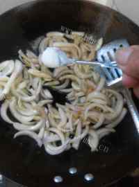 洋葱肉丝做法图解6)
