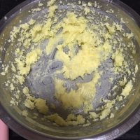 诱人的葡萄奶酥做法图解2)