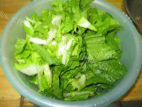 诱人的小白菜炖豆腐做法图解2)