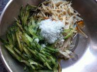 家常菜金针菇拌黄瓜