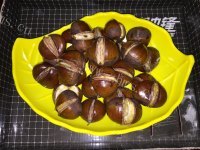 特色美食烤板栗做法图解9)
