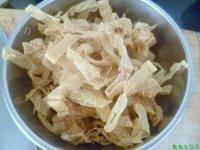 简易黄瓜拌油豆皮做法图解3)