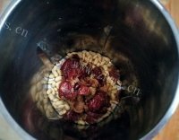 香飘十里的红枣豆浆做法图解2)