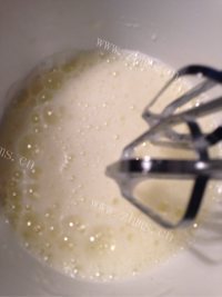 特下饭的戚风蛋糕做法图解2)