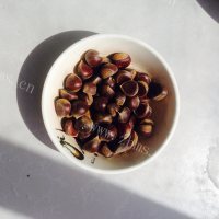 大补汤栗子大骨汤做法图解6)