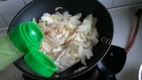 家常菜醋溜白菜片做法图解5)
