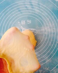 芝麻玉米酥做法图解5)