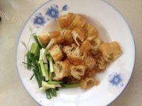 自制肉末油条做法图解2)