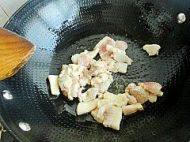 最爱的土豆烧肉做法图解3)