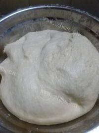 最爱的泡浆椰蓉小面包做法图解1)