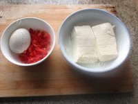 家常菜皮蛋蒸豆腐做法图解1)