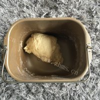 喷香的菠萝包做法图解2)