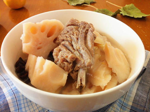 排骨炖莲藕