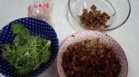好吃的酸菜肉酱米线做法图解3)