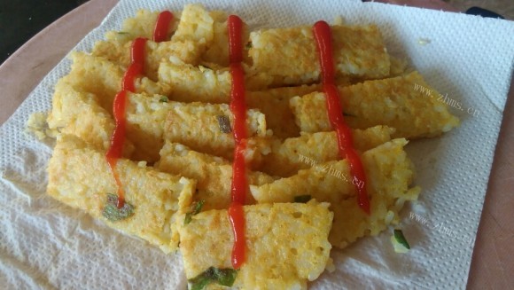 米饭鸡蛋饼