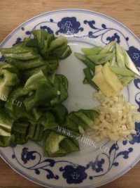 家常菜红烧丸子做法图解2)
