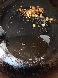 家常菜凉拌海带丝做法图解3)