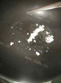美味的番茄鱼丸豆腐汤做法图解2)