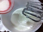 自制紫菜蛋糕卷做法图解7)