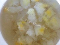 滋补银耳雪梨汤做法图解3)