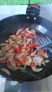 家常菜鸡腿菇炒肉片做法图解8)